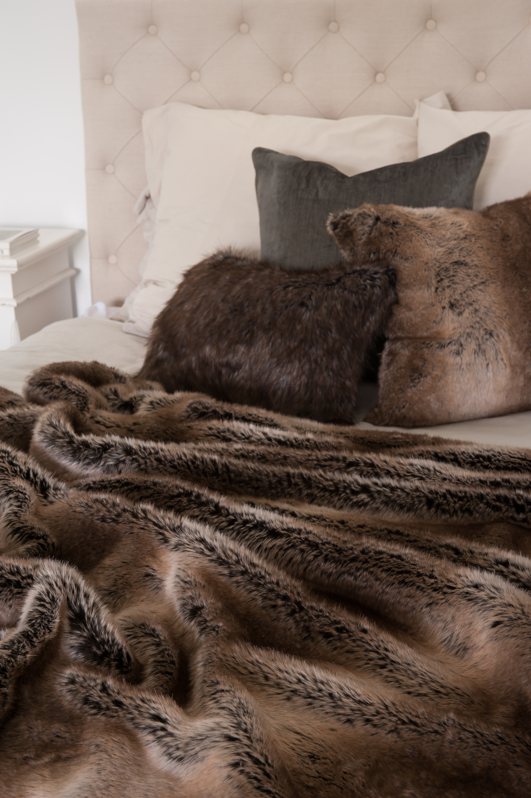 Hotel Luxury Collection Striped Beaver Faux Fur